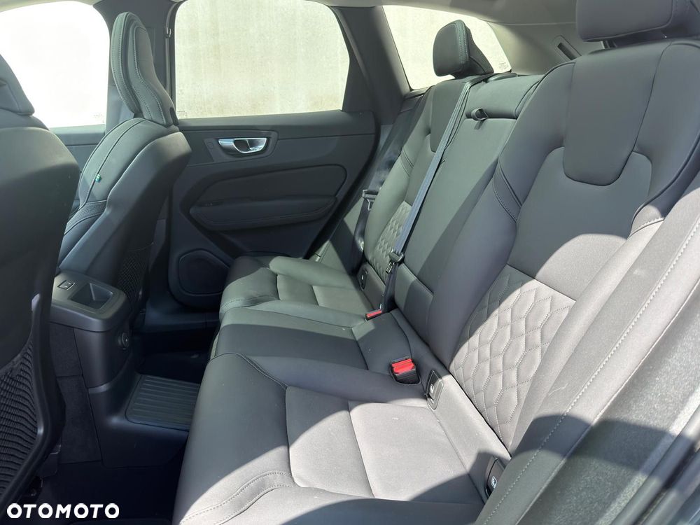 Volvo XC 60 - 35