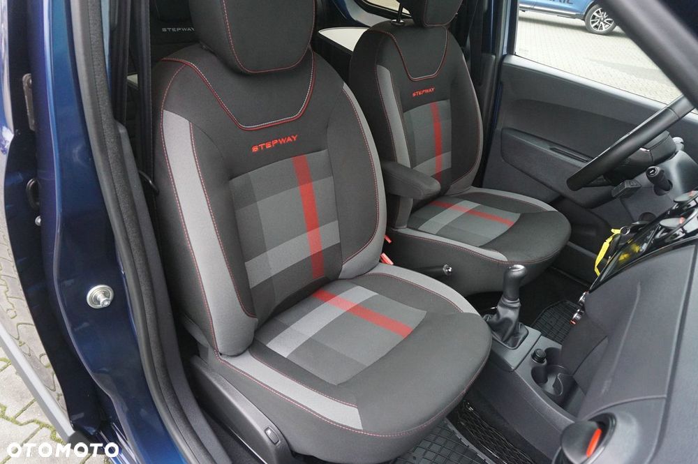 Dacia Dokker 1.6 SCe Stepway - 18