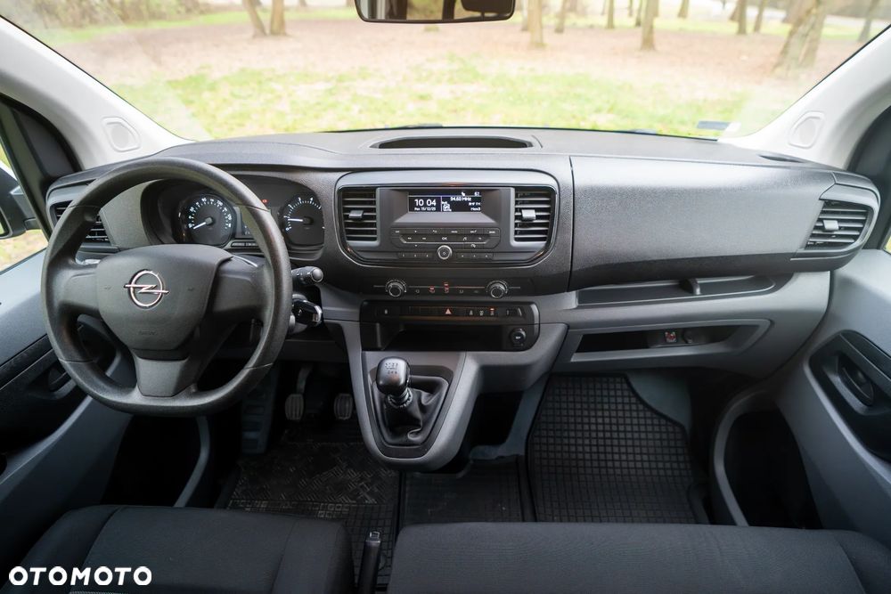 Opel Vivaro Kombi Long 2,7t Enjoy - 26