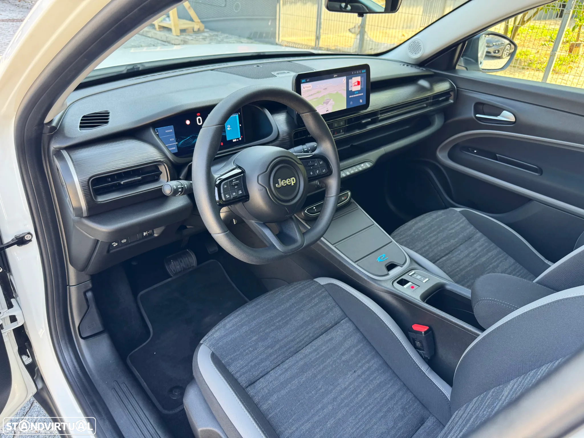 Jeep Avenger 54 kWh Longitude - 4
