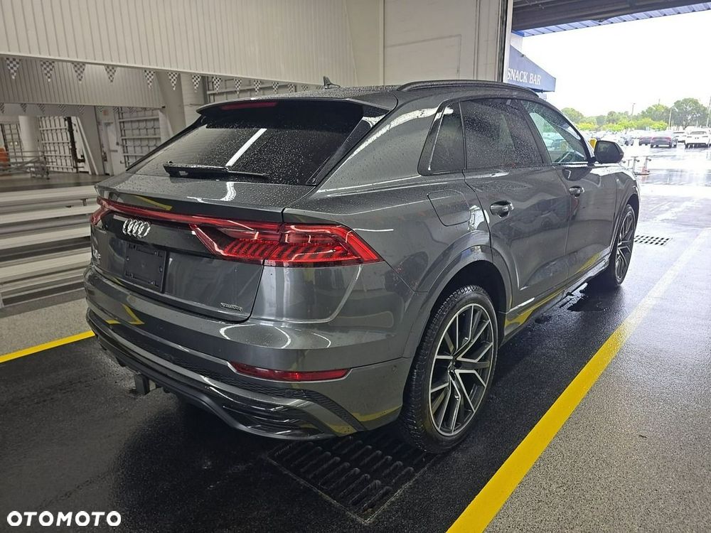 Audi Q8 - 4