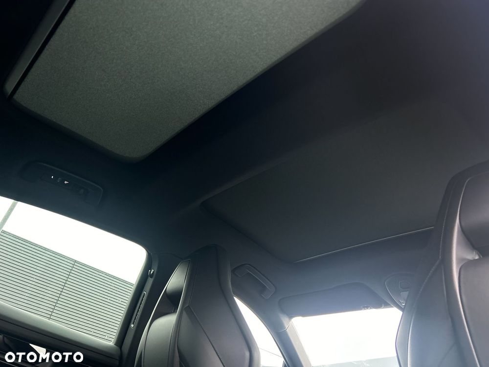 Porsche Panamera - 15