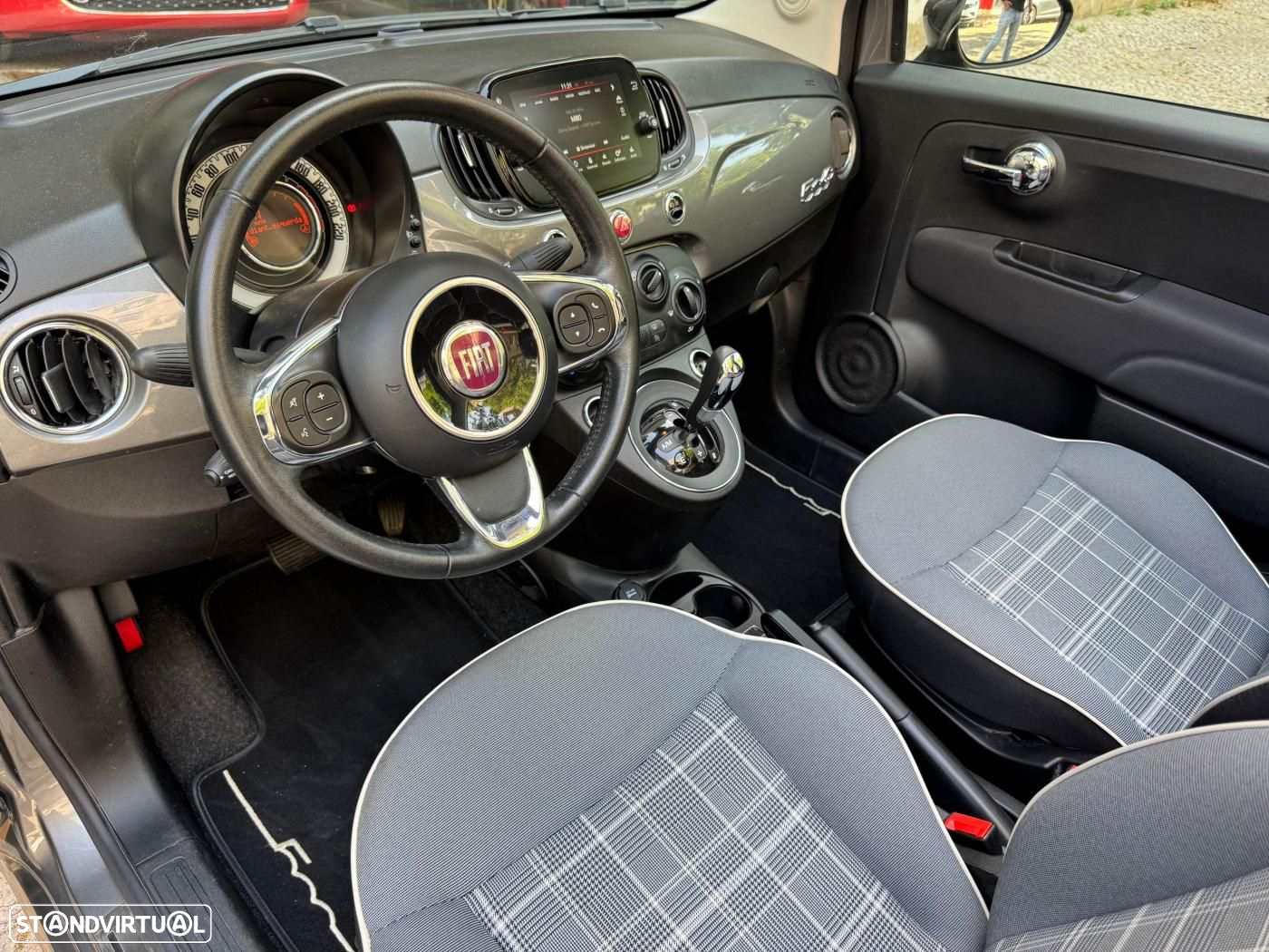 Fiat 500C 1.2 Lounge Dualogic - 23