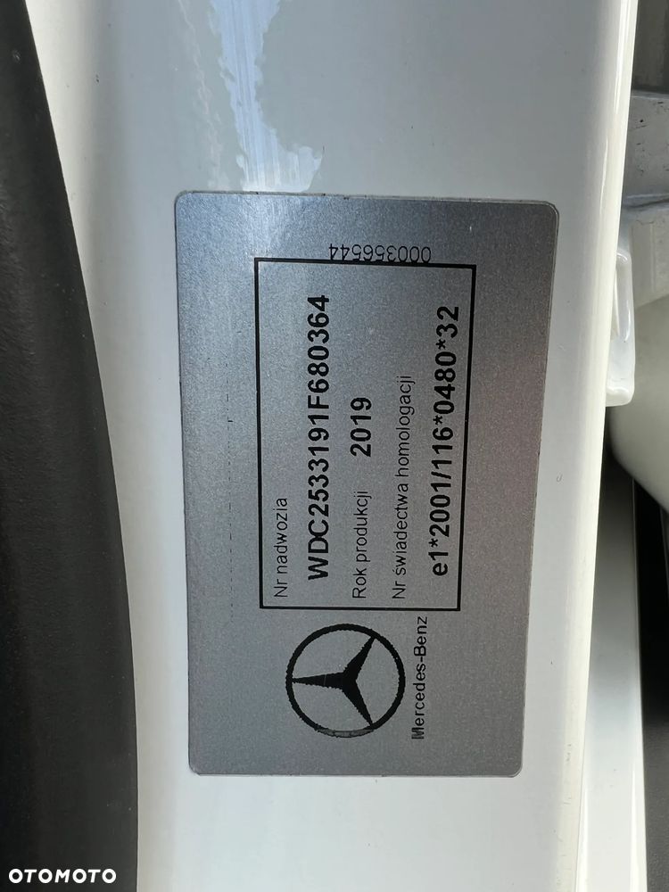 Mercedes-Benz GLC 300 d 4-Matic - 28