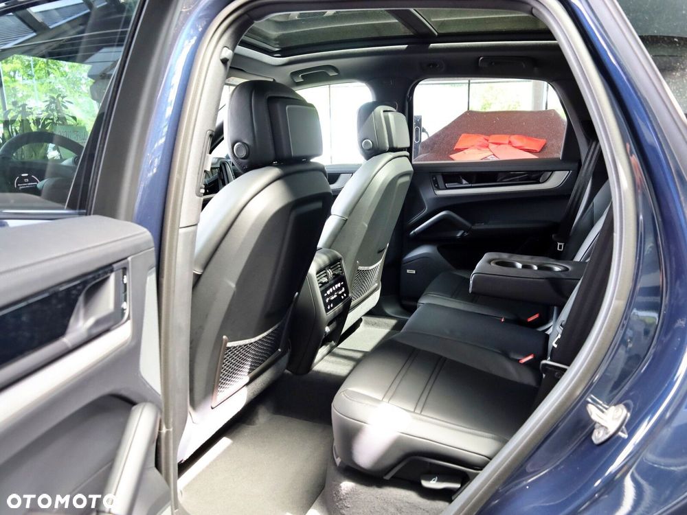 Porsche Cayenne - 13