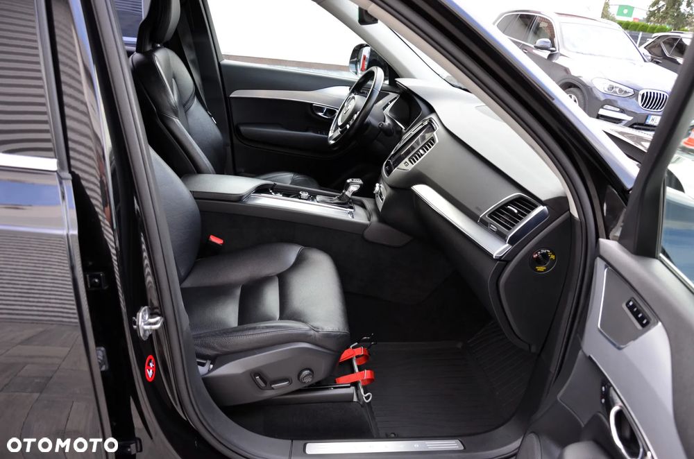 Volvo XC 90 D5 AWD Inscription 7os - 21