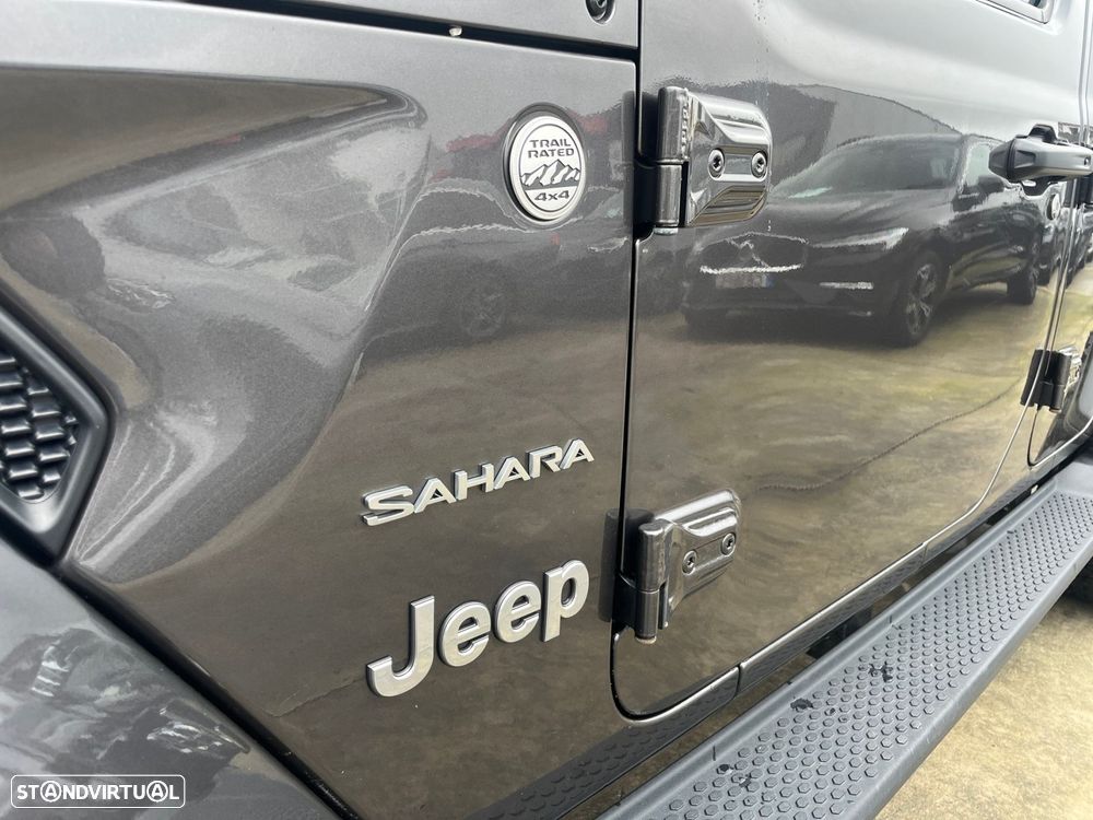 Jeep Wrangler Unlimited 2.2 CRDi AWD Auto Sky One-Touch Sahara - 12