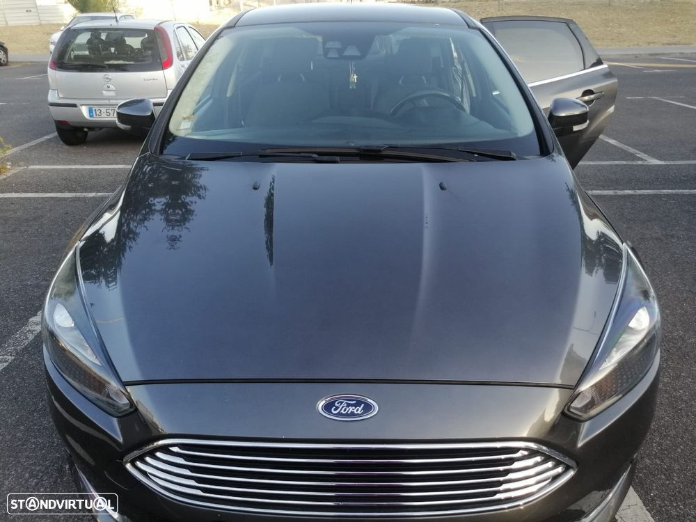 Ford Focus 1.0 SCTi Titanium - 2