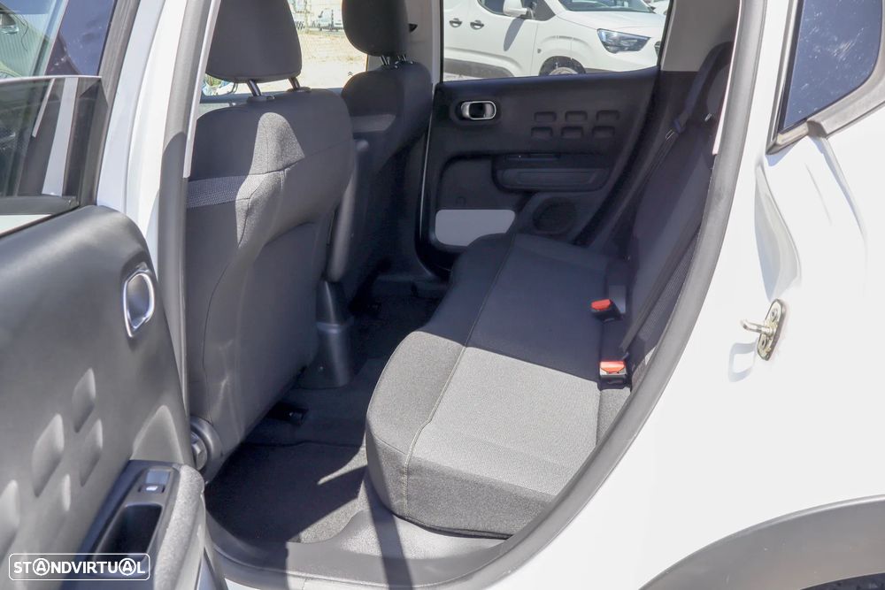 Citroën C3 1.2 PureTech Shine - 12