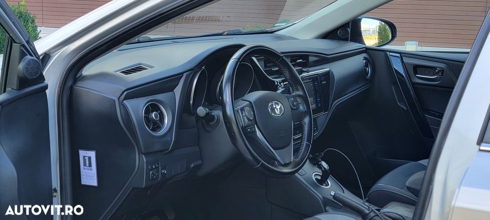 Toyota Auris 1.8 VVT-i Automatik Design Edition - 5