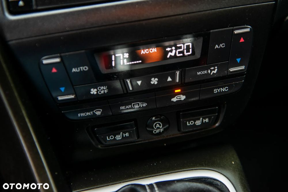 Honda Civic 1.8 i-VTEC Comfort - 25