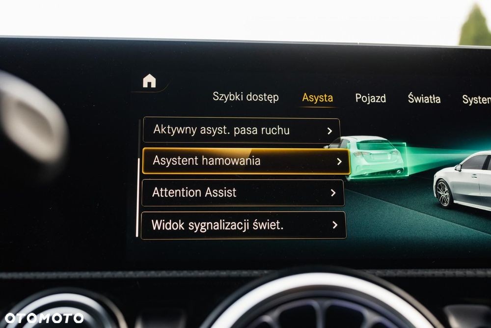 Mercedes-Benz Klasa A 35 AMG 4-Matic 7G-DCT - 25
