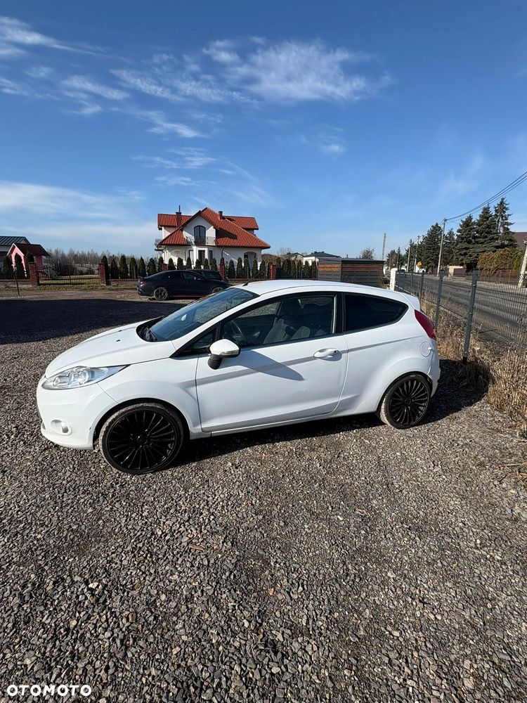 Ford Fiesta - 3