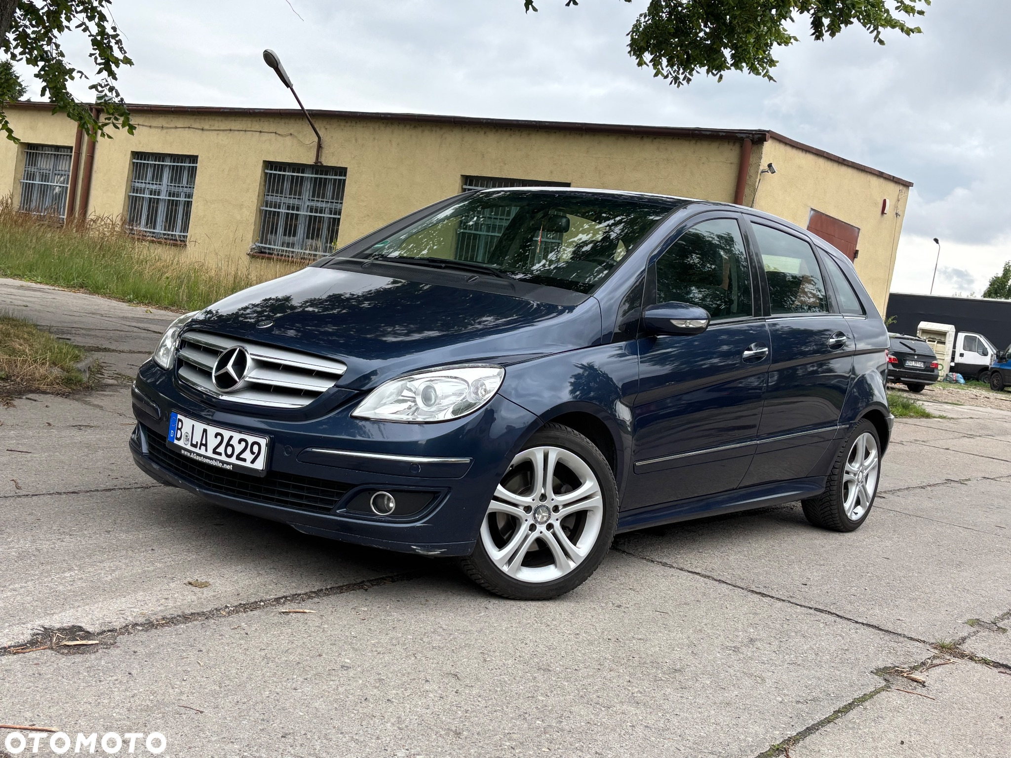 Mercedes-Benz Klasa B 180 CDI Autotronic Special Edition - 27