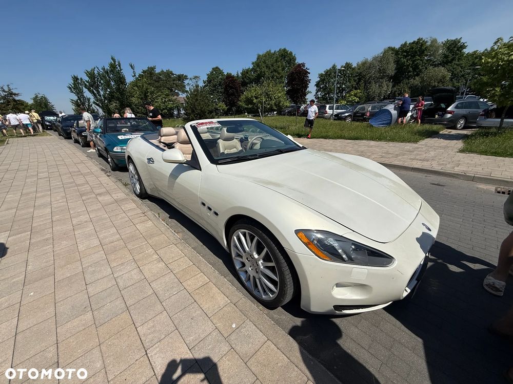 Maserati GranCabrio - 11