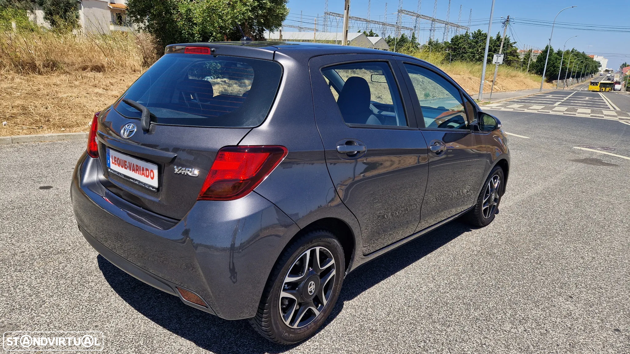 Toyota Yaris 1.4 D-4D Comfort+P.Style - 9