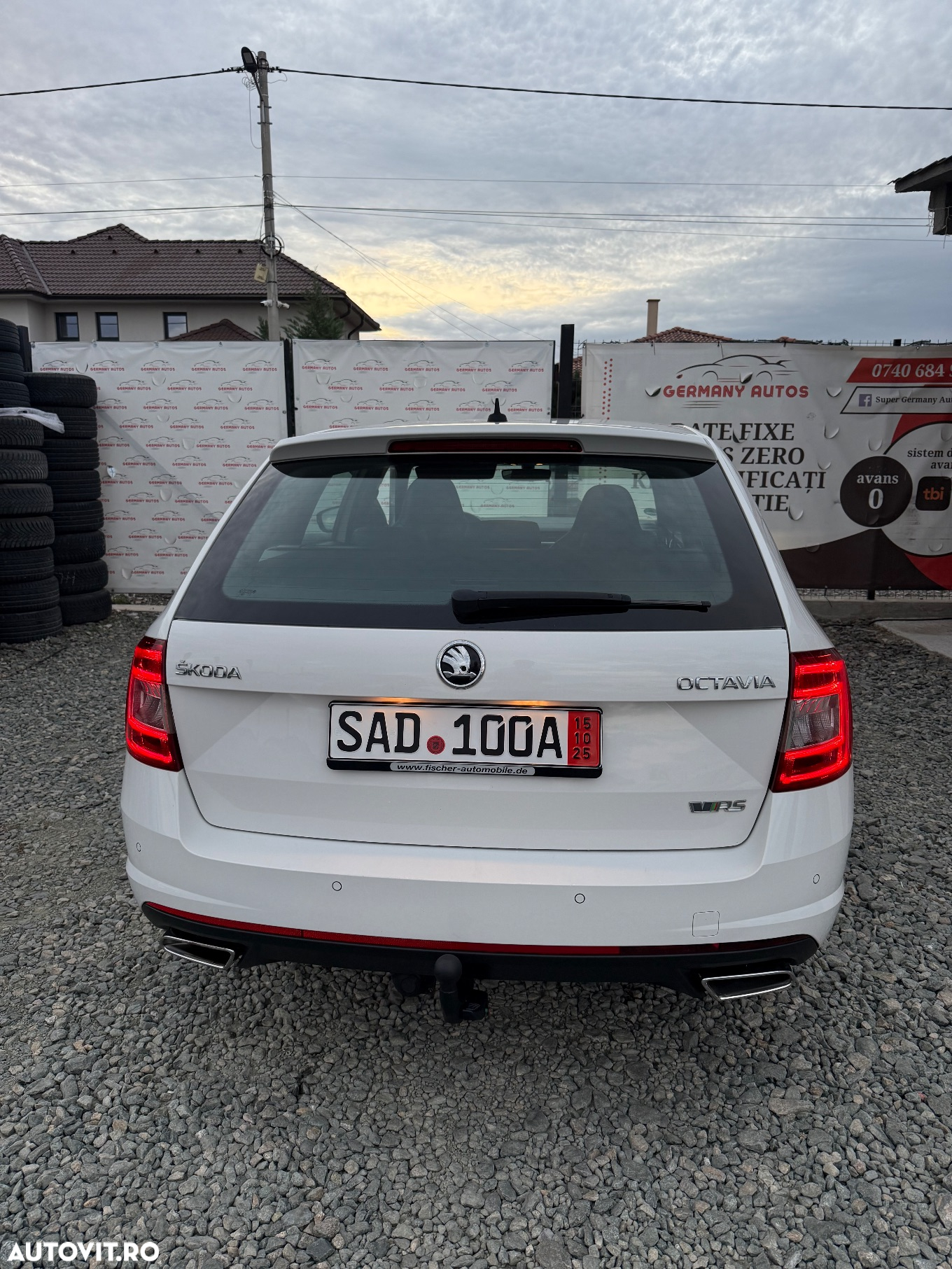 Skoda Octavia 2.0 TDI DSG RS - 25