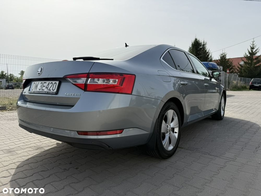 Skoda Superb 1.4 TSI ACT Ambition - 3