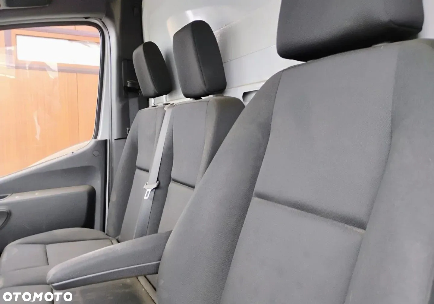 Mercedes-Benz Sprinter - 6