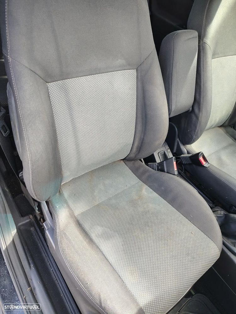 Opel Meriva 1.3 CDTI enjoy - 14