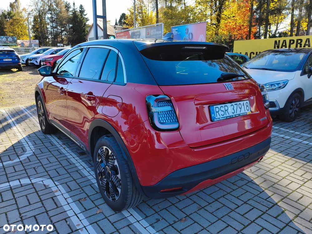 Fiat 600 HYBRID 125 Jahre Edition - 5