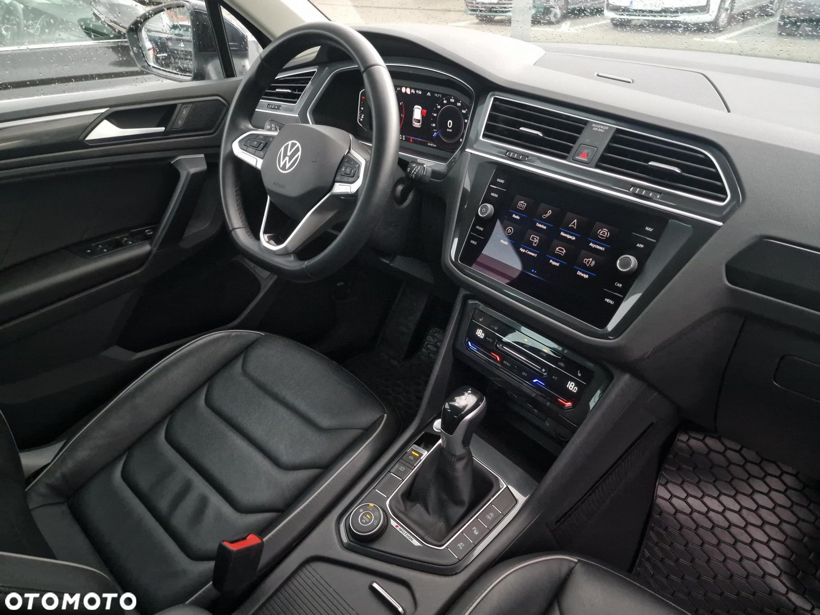 Volkswagen Tiguan 2.0 TSI 4Mot Elegance DSG - 26
