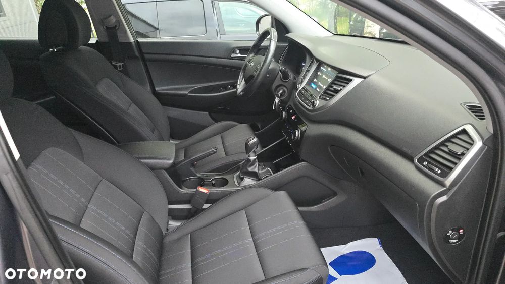Hyundai Tucson 1.6 GDI BlueDrive Style 2WD - 14