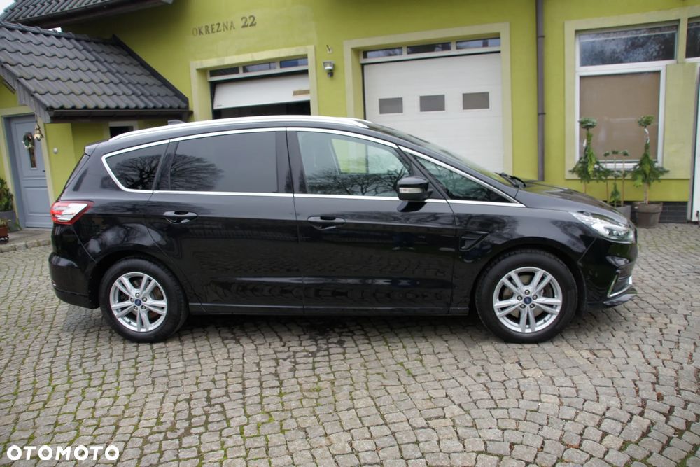 Ford S-Max 2.0 EcoBlue Titanium - 39