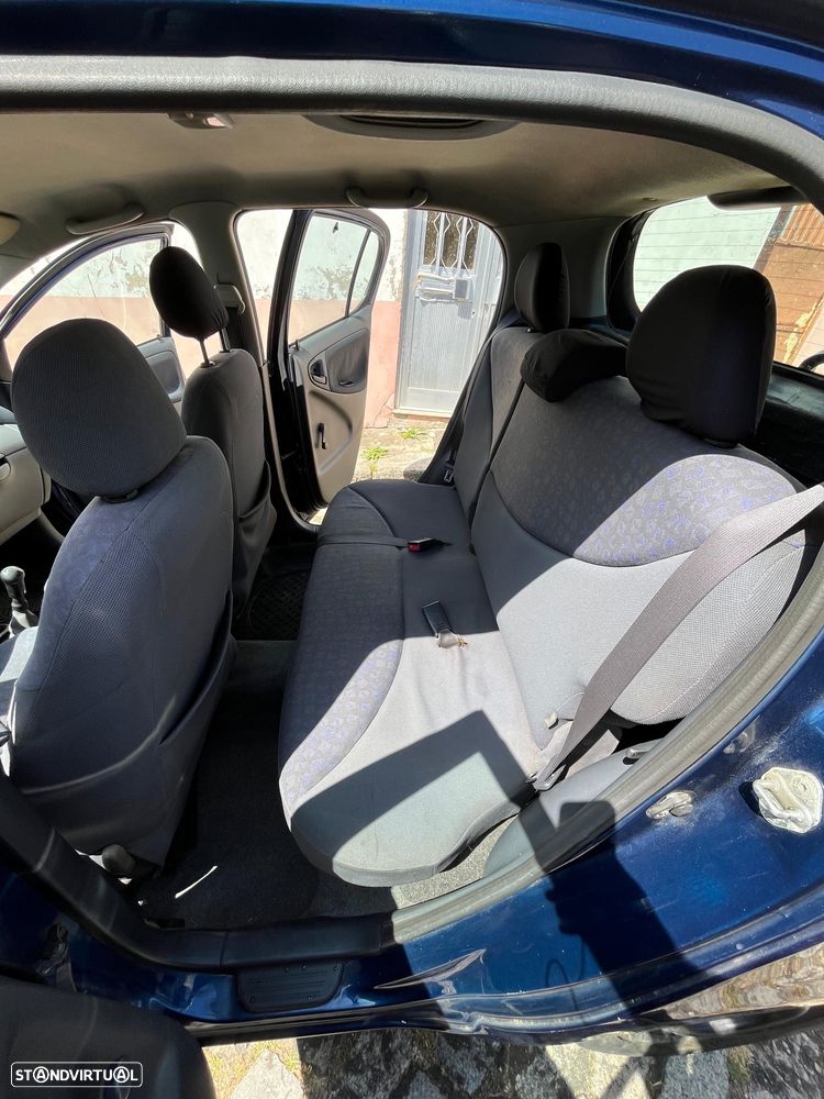 Toyota Yaris 1.0 Luna ABS - 7