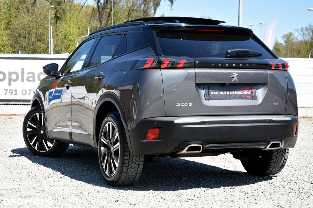 Peugeot 2008 PureTech 130 EAT8 GT - 12