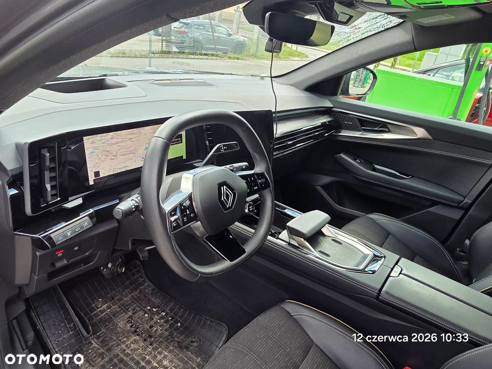 Renault Austral 1.3 TCe mHEV Iconic - 11
