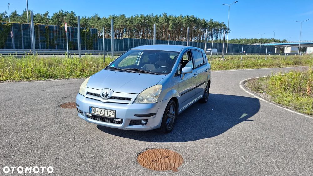 Toyota Corolla Verso - 1
