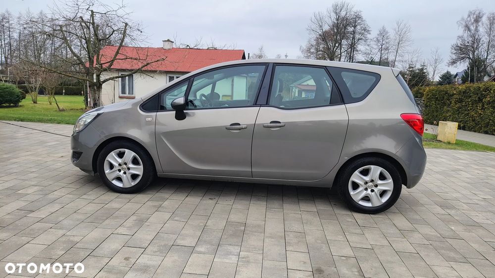 Opel Meriva - 8