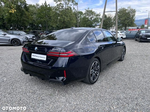 BMW Seria 5 520i - 17