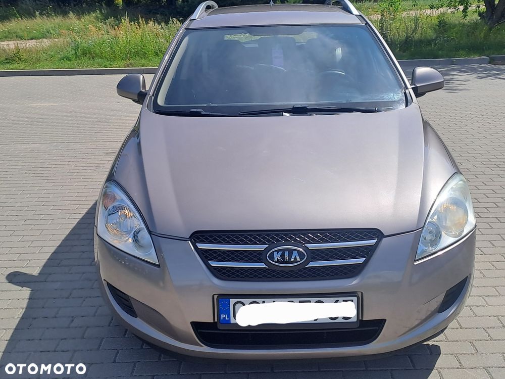 Kia Ceed - 5