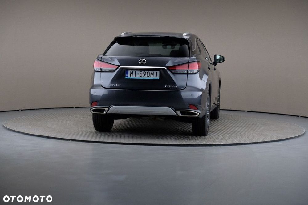 Lexus RX - 5