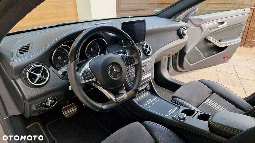 Mercedes-Benz CLA - 19