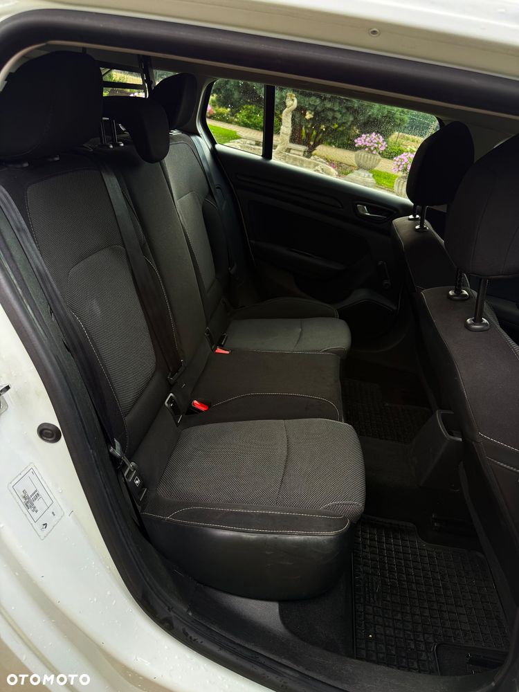Renault Megane 1.5 dCi Business - 17