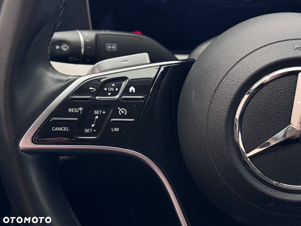 Mercedes-Benz Klasa E - 23