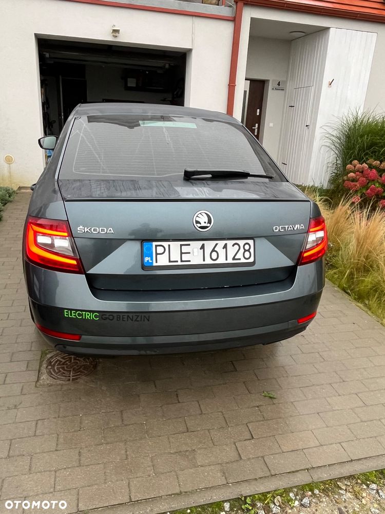 Skoda Octavia 1.5 TSI ACT Ambition - 4