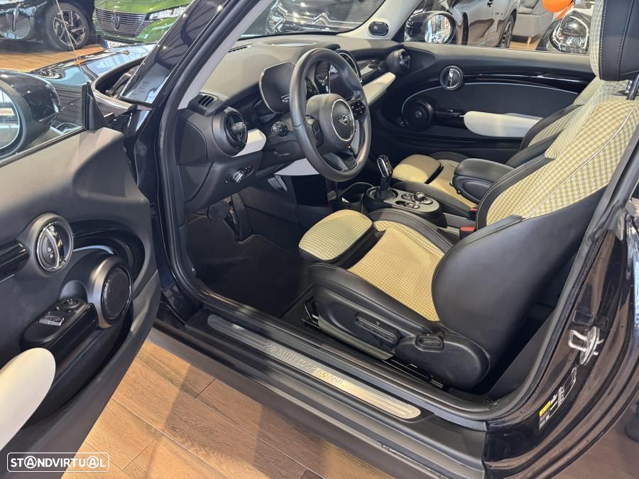 MINI 3 Portas Cooper SE Premium P. Classic - 11
