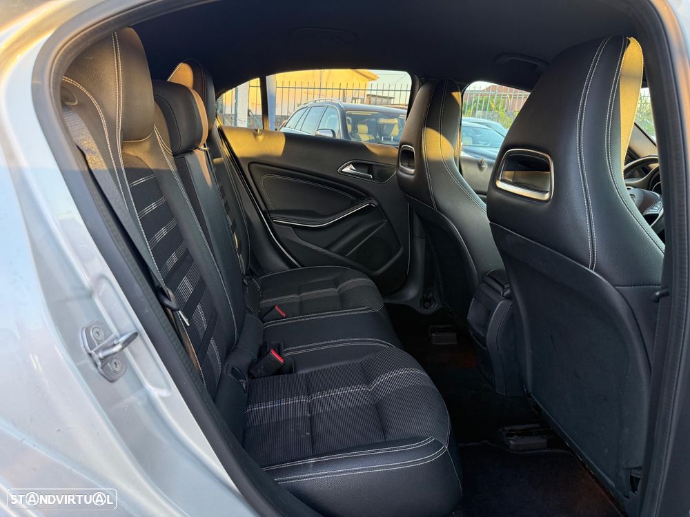 Mercedes-Benz A 180 d Urban - 42