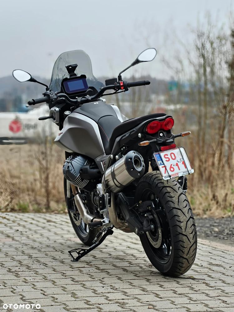 Moto Guzzi V85 - 5