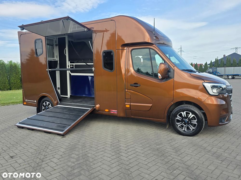 Renault Koniowóz-Master - 2