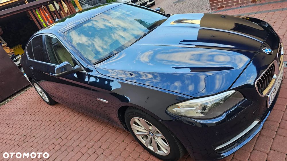 BMW Seria 5 528i xDrive Sport-Aut Luxury Line - 15