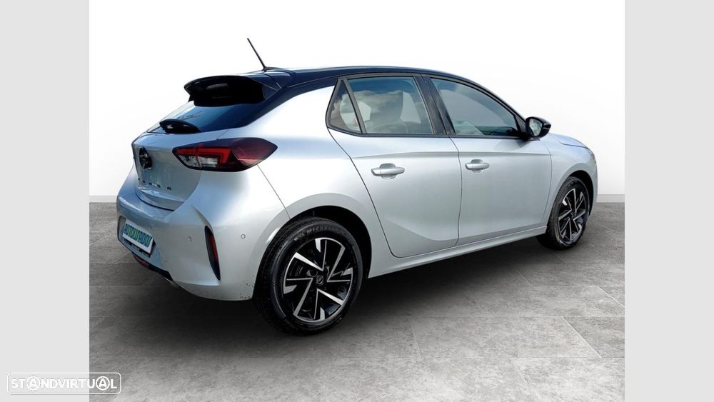 Opel Corsa 1.2 T GS - 4