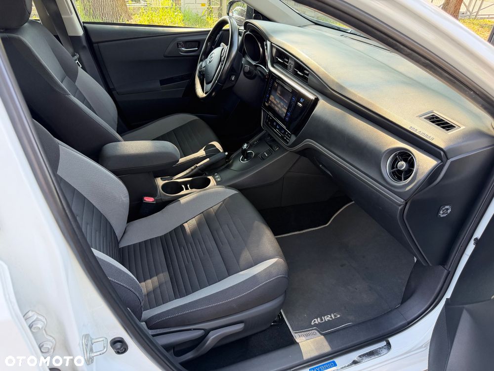 Toyota Auris Hybrid 135 Premium - 7