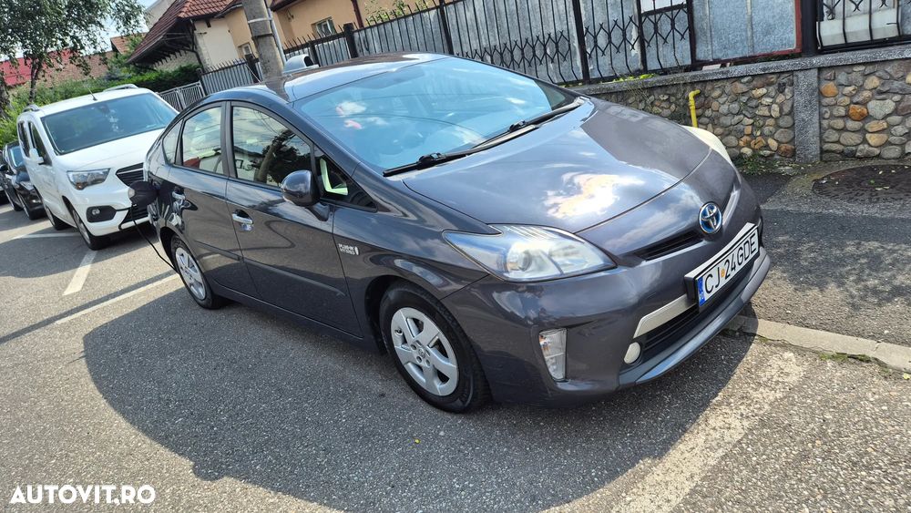 Toyota Prius - 2