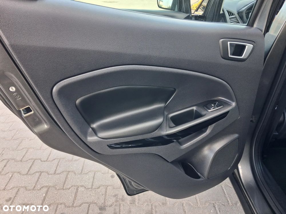 Ford EcoSport 1.0 EcoBoost TITANIUM - 28