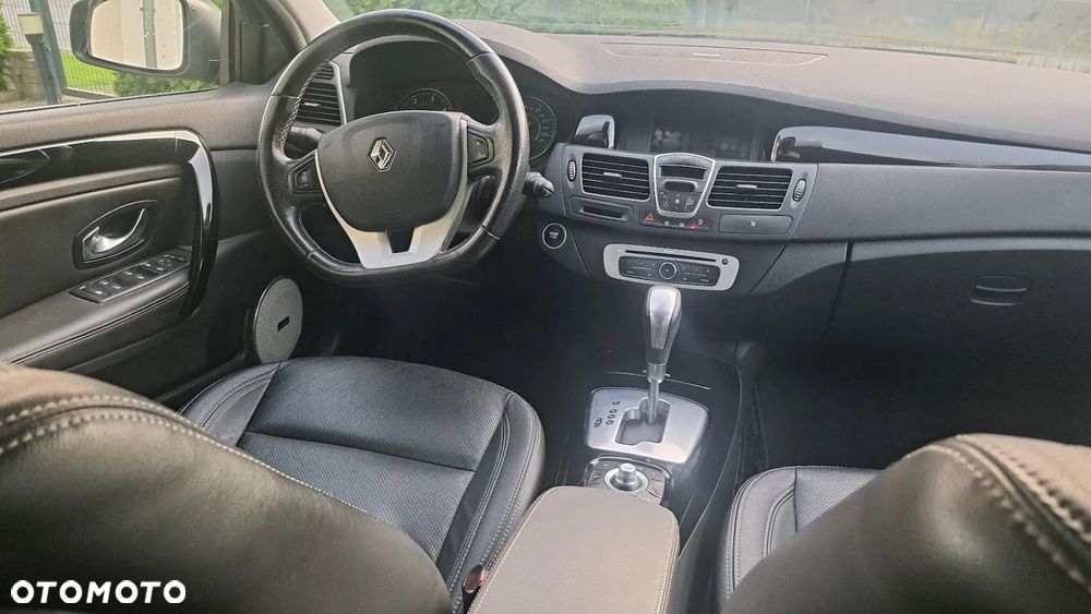 Renault Laguna 2.0 dCi Bose Edition - 12